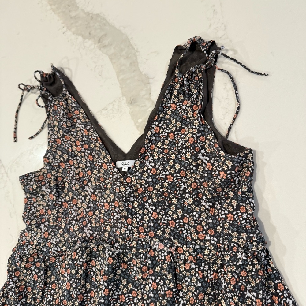 Rails Janelle Floral VNeck Tiered Mini Dress Womens Medium GrayMulti Relaxed Fit - Picture 10 of 14